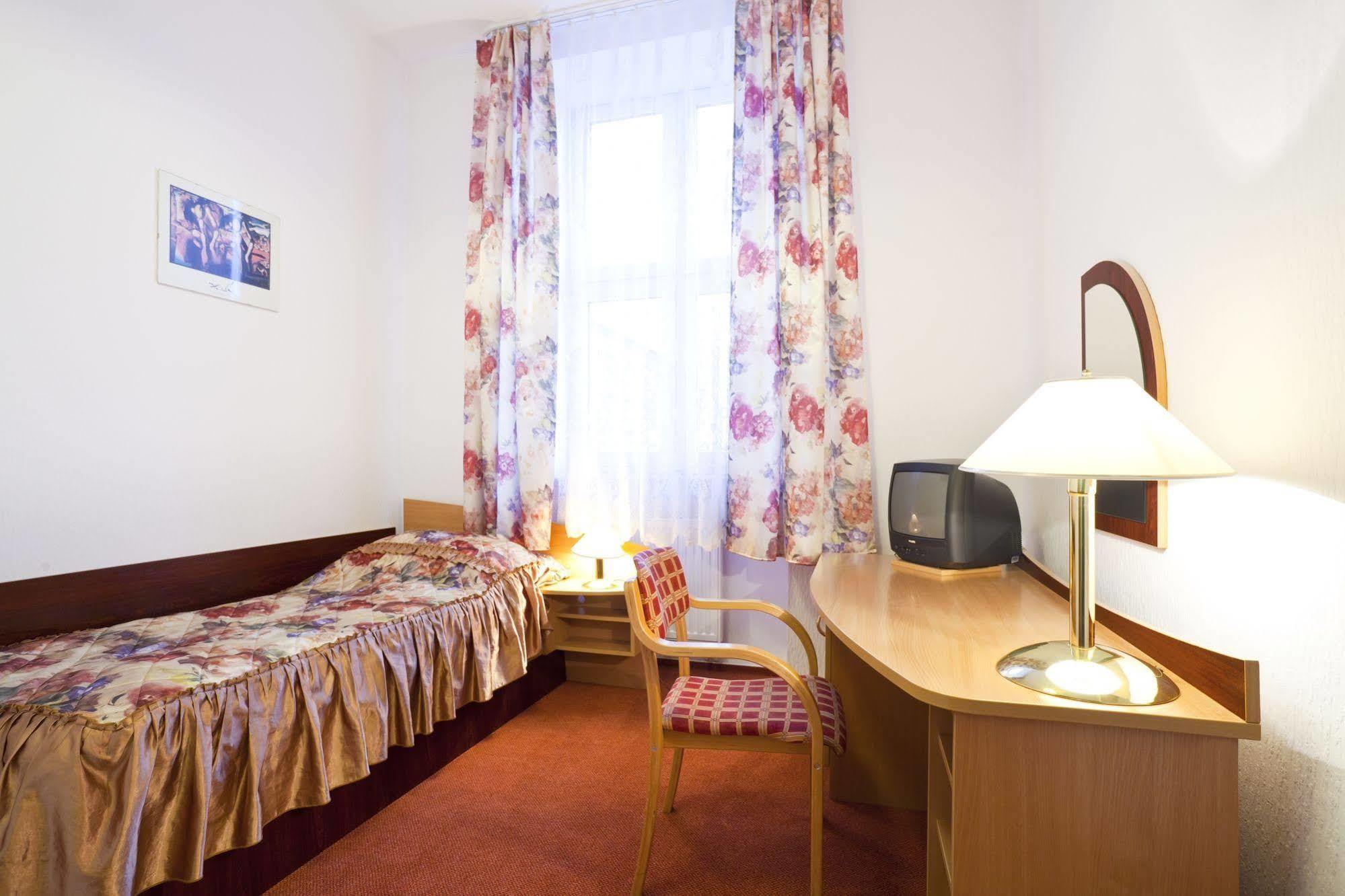 Aiden By Best Western Lodz Esterno foto
